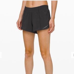 Lululemon 4” Size 8 Hotty Hot Shorts